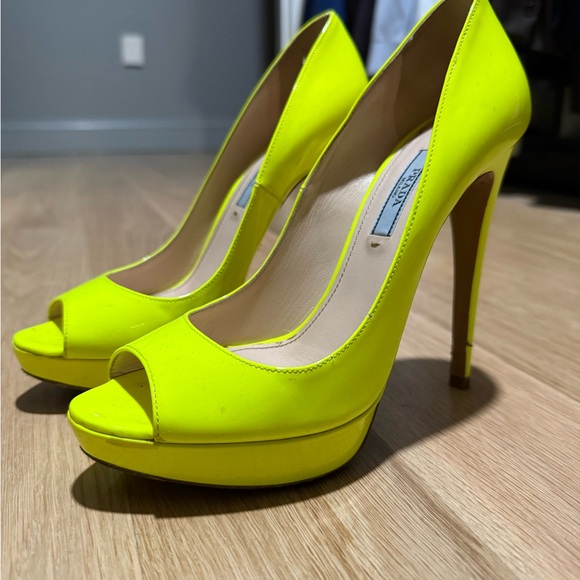 Prada neon peep toe pumps sz 37.5 - Picture 2 of 7
